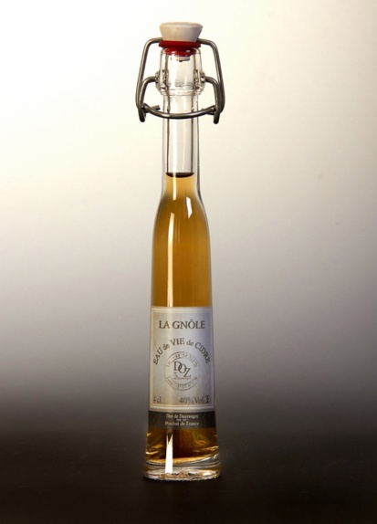 <strong>Apfelbrand</strong><br/>4cl