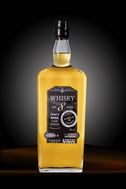 <strong>Whisky ADN Stout Beer cask finish</strong> <br/>70 cl